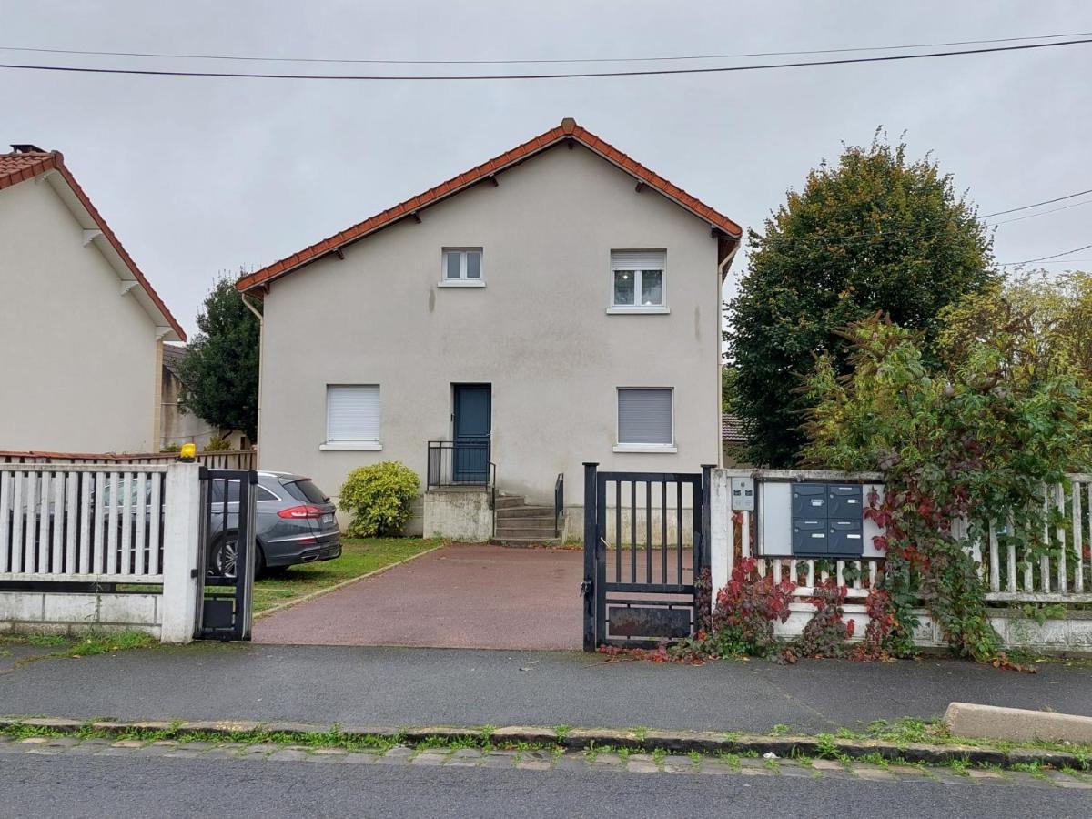 Bel Appartement Au Calme Sainte-Genevieve-des-Bois Exterior photo